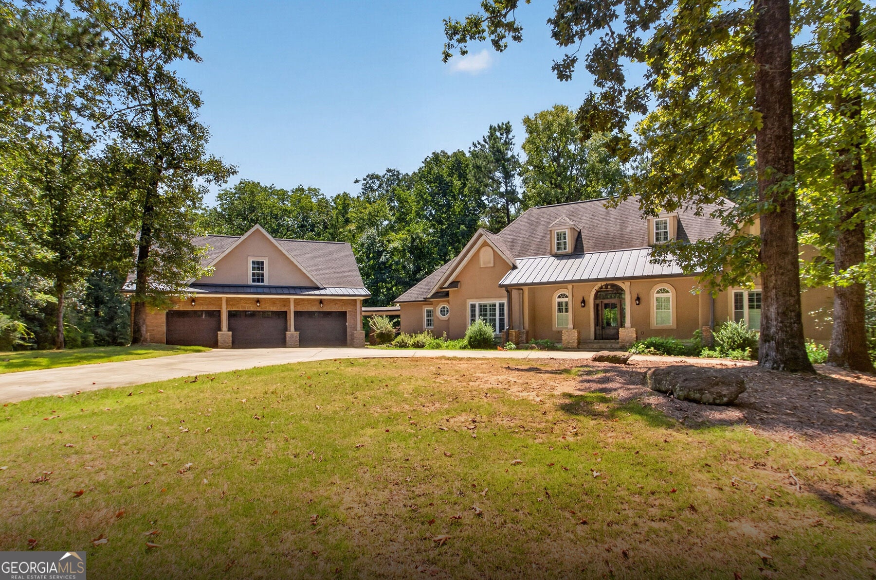 210 Loraine Forest Dr — photo