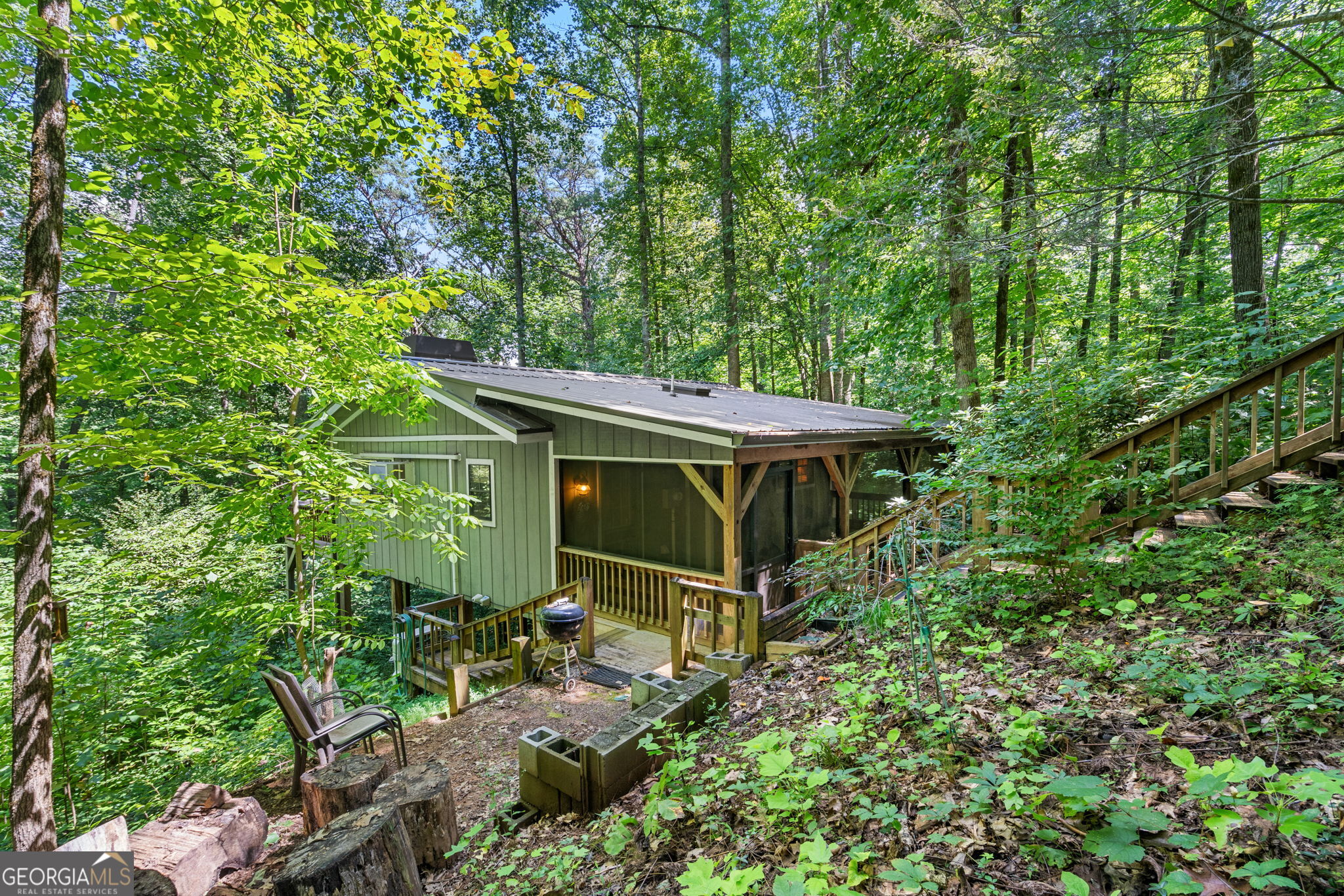 231 Dogwood Cir — photo