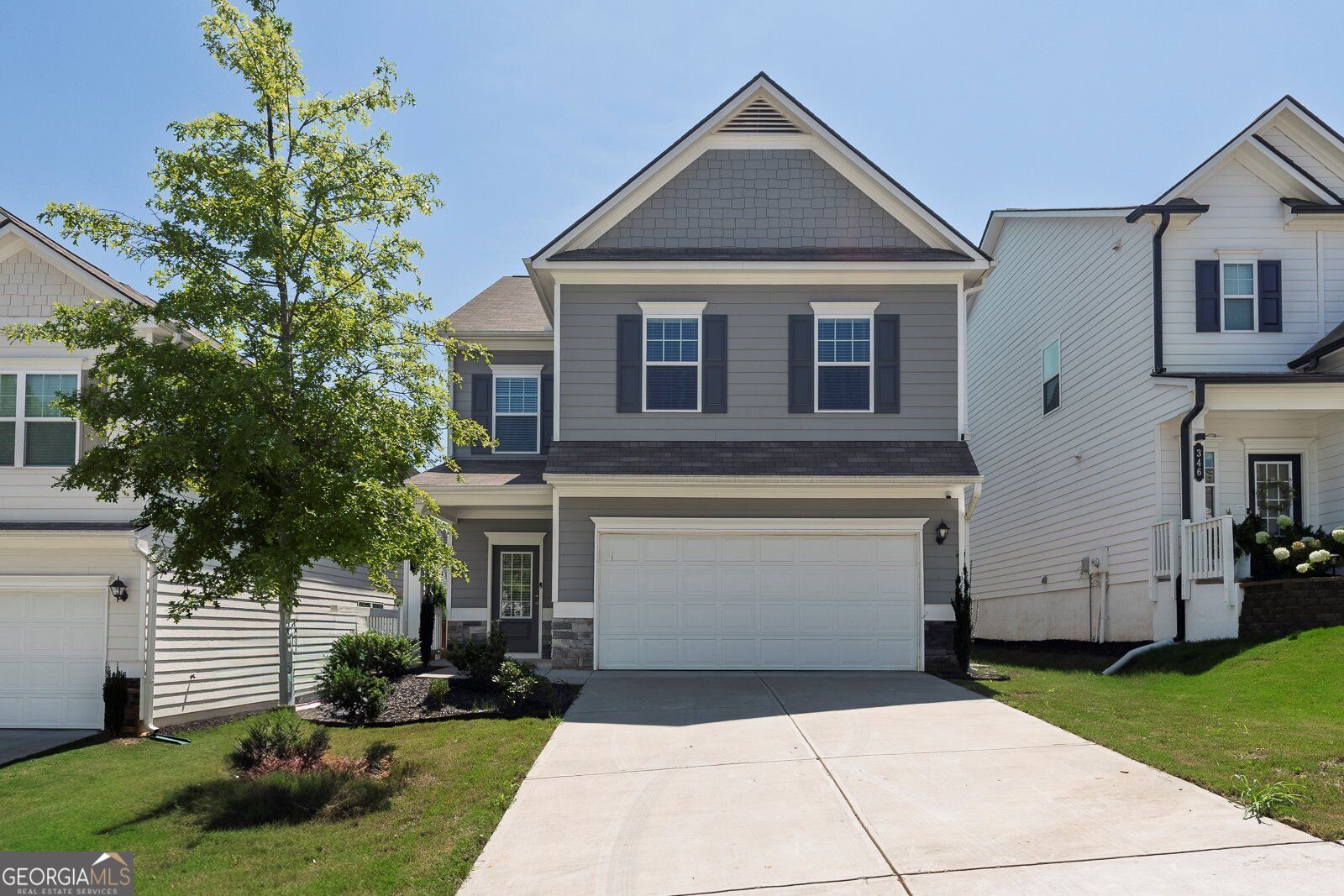 350 Cranston Dr — photo
