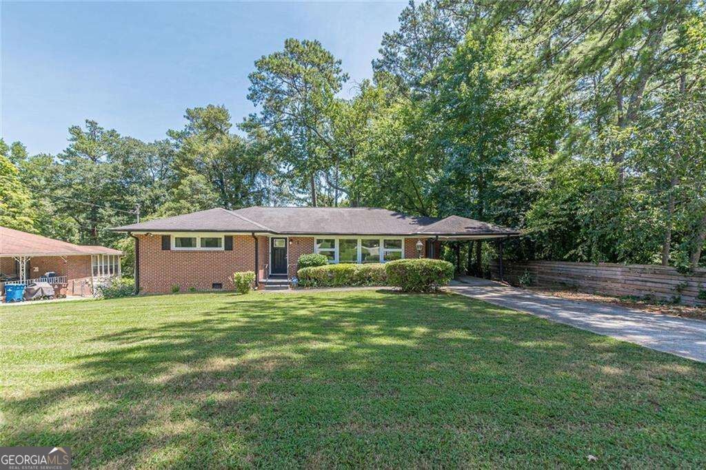 2314 Bryant Dr — photo