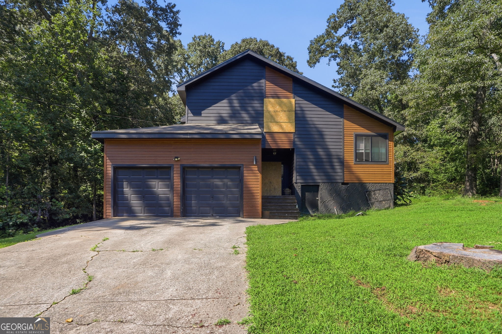 2668 Royal Oak Ct — photo