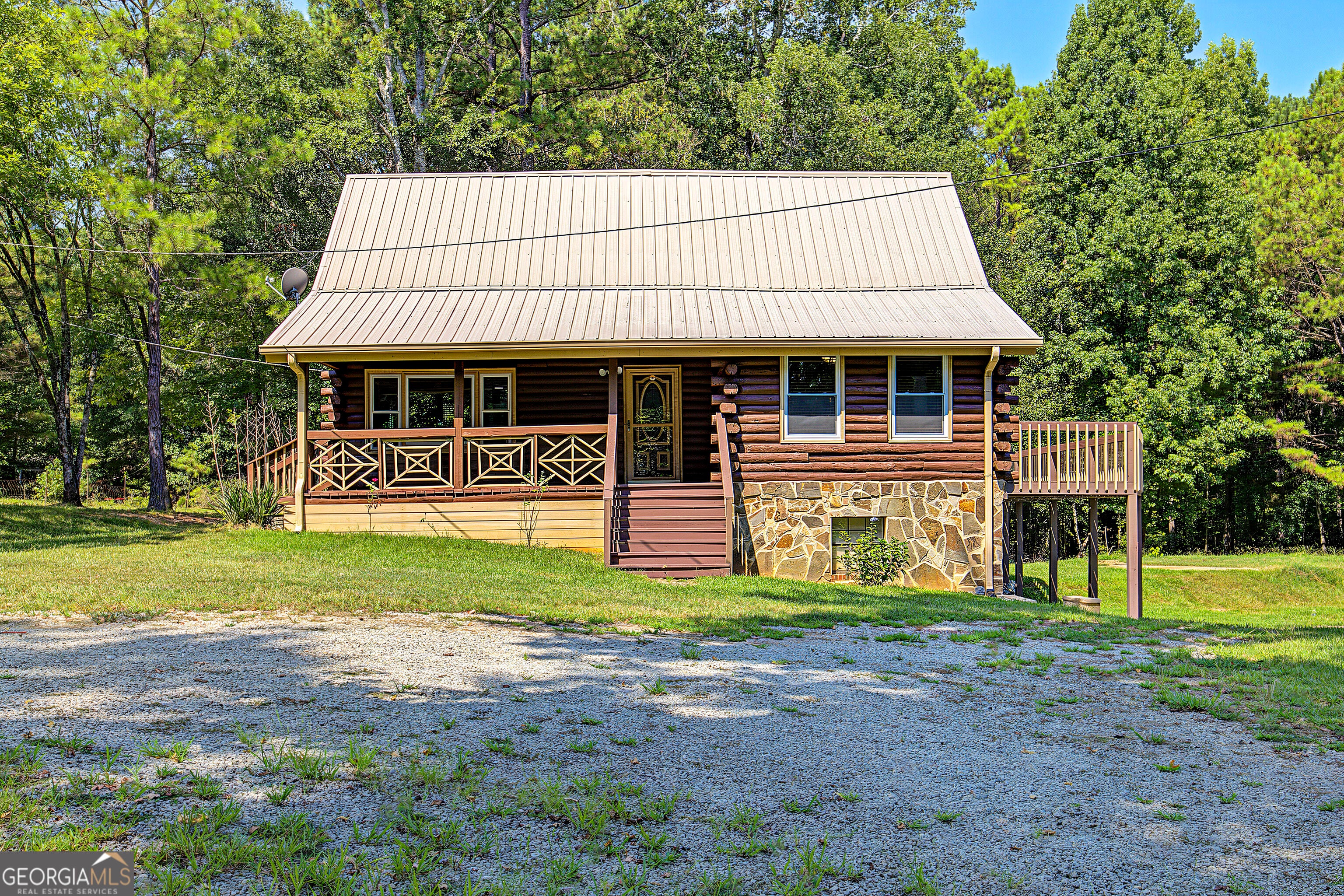 2374 Gresham Rd — photo