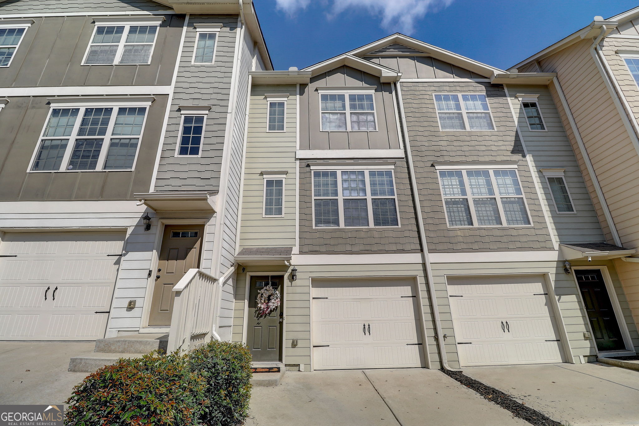 3030 Liberty Way NW — photo