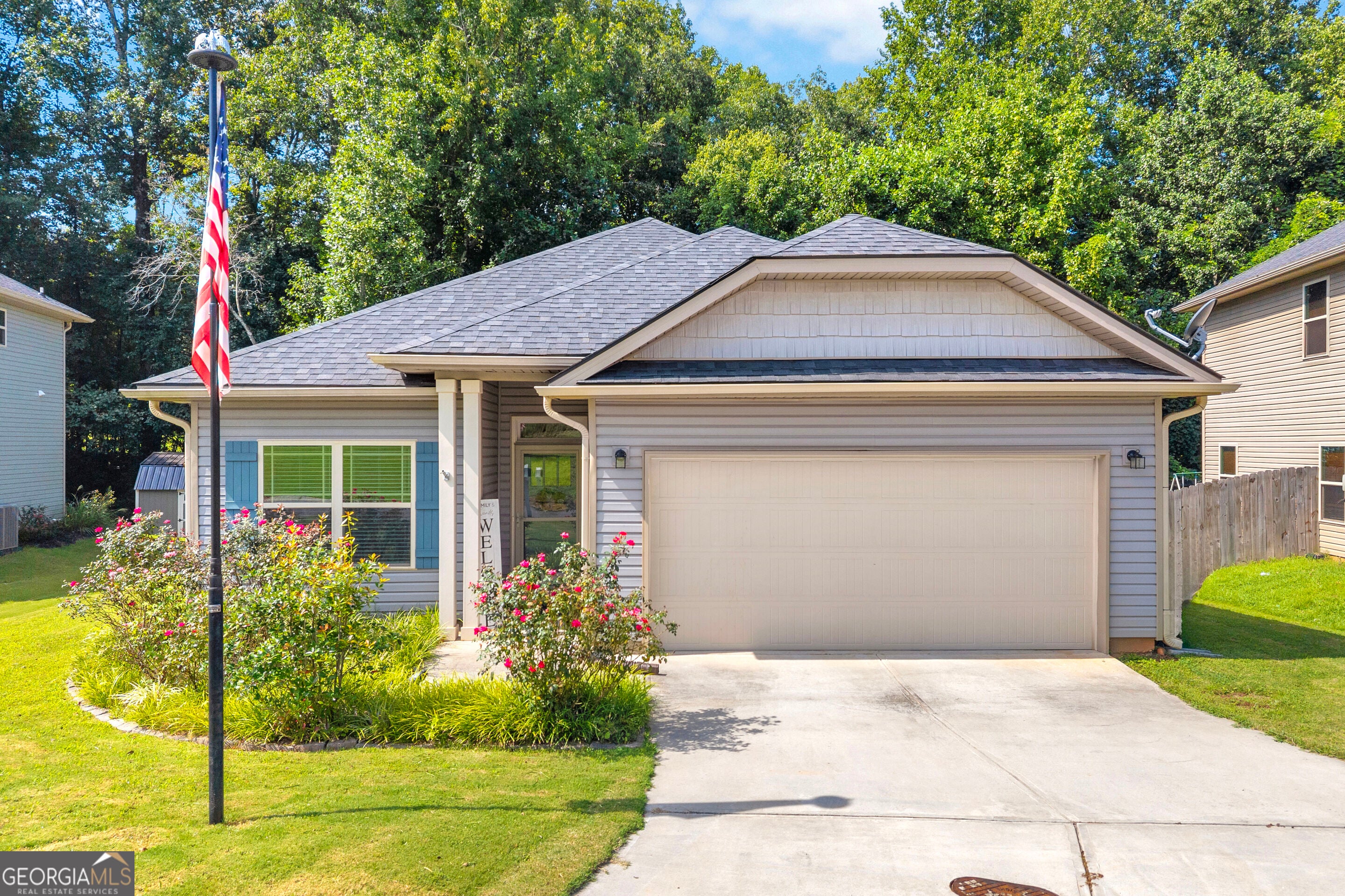 456 Highland Pointe Dr — photo