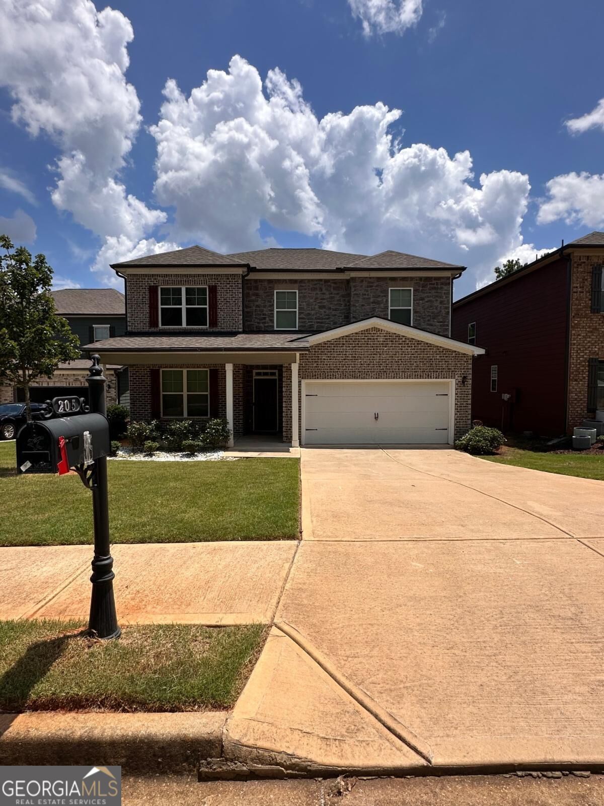 205 Birdie Cir — photo