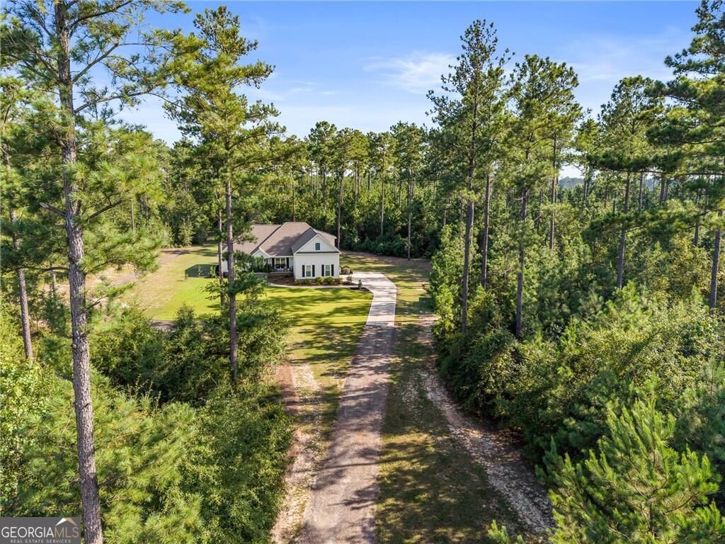 1396 Lotts Creek Rd — photo