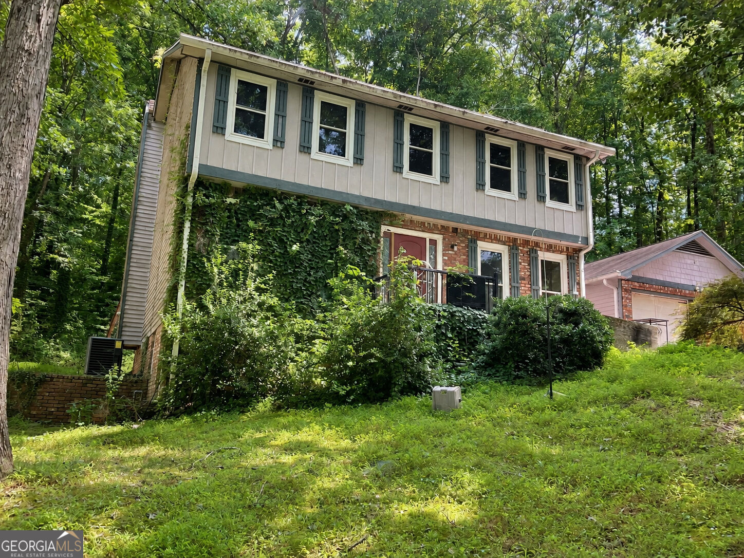 2384 Forest Green Dr — photo