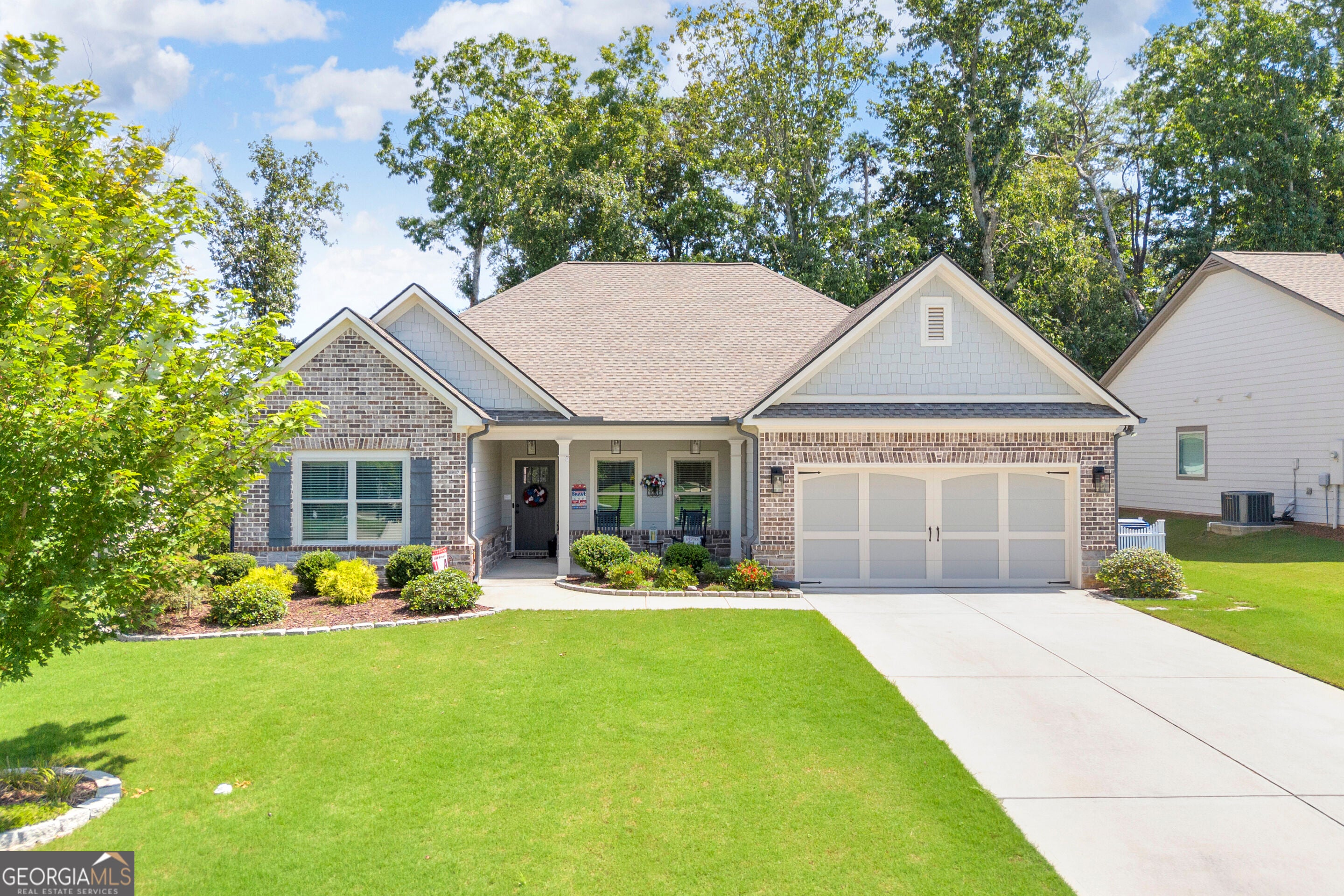 1645 Jasper Dr — photo