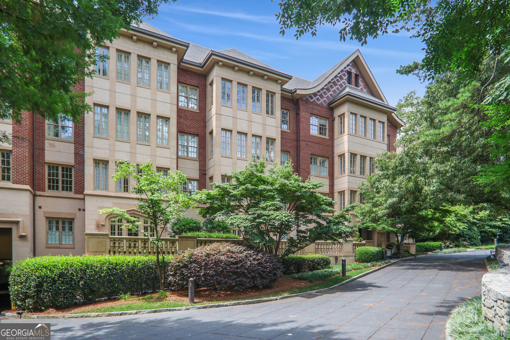 1717 N Decatur Rd NE 309 — photo
