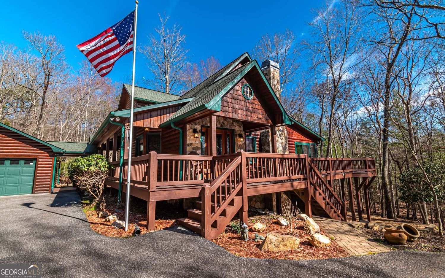 202 Shepherds RDG, Morganton, GA 30560
