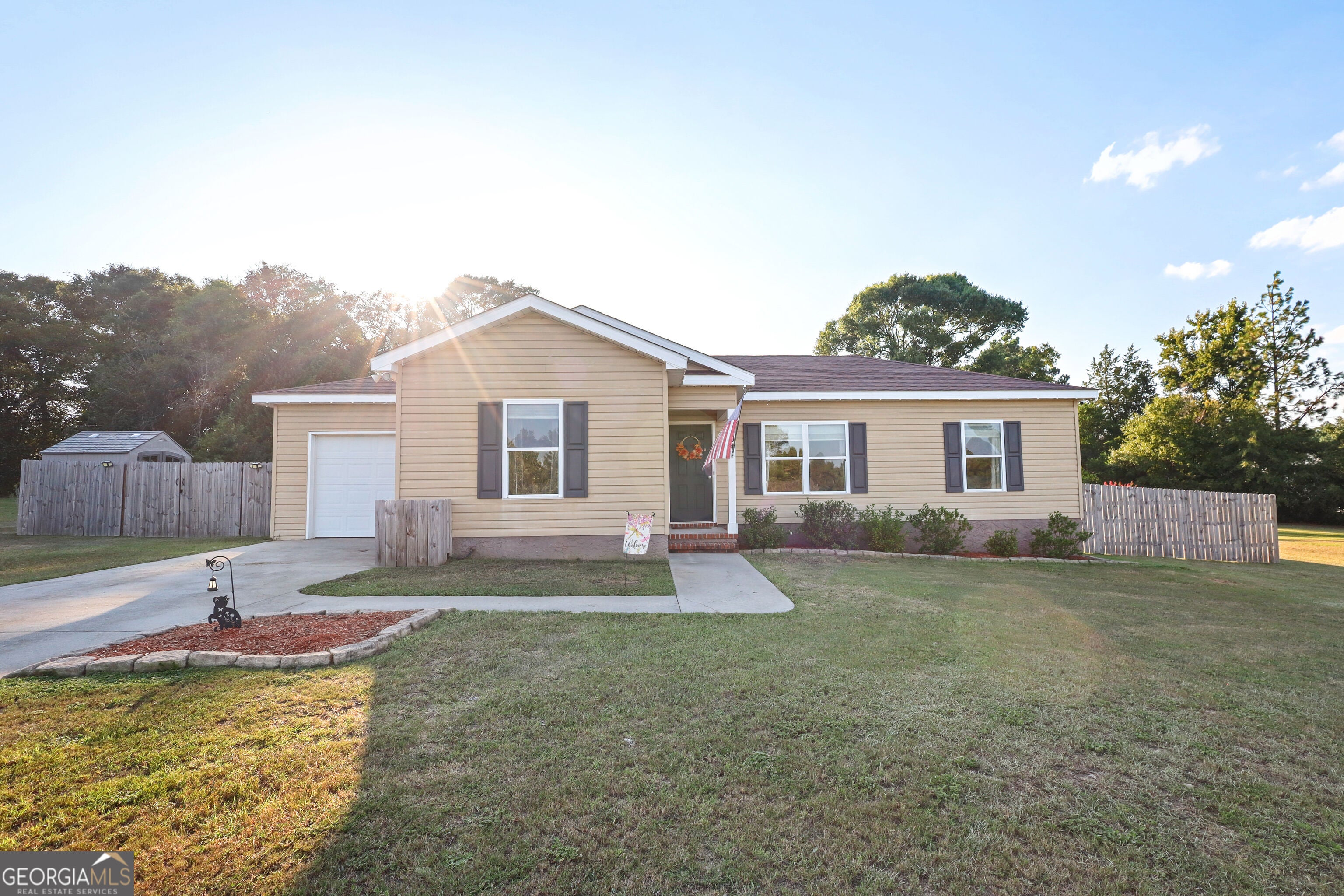 104 Sandalwood Cir — photo