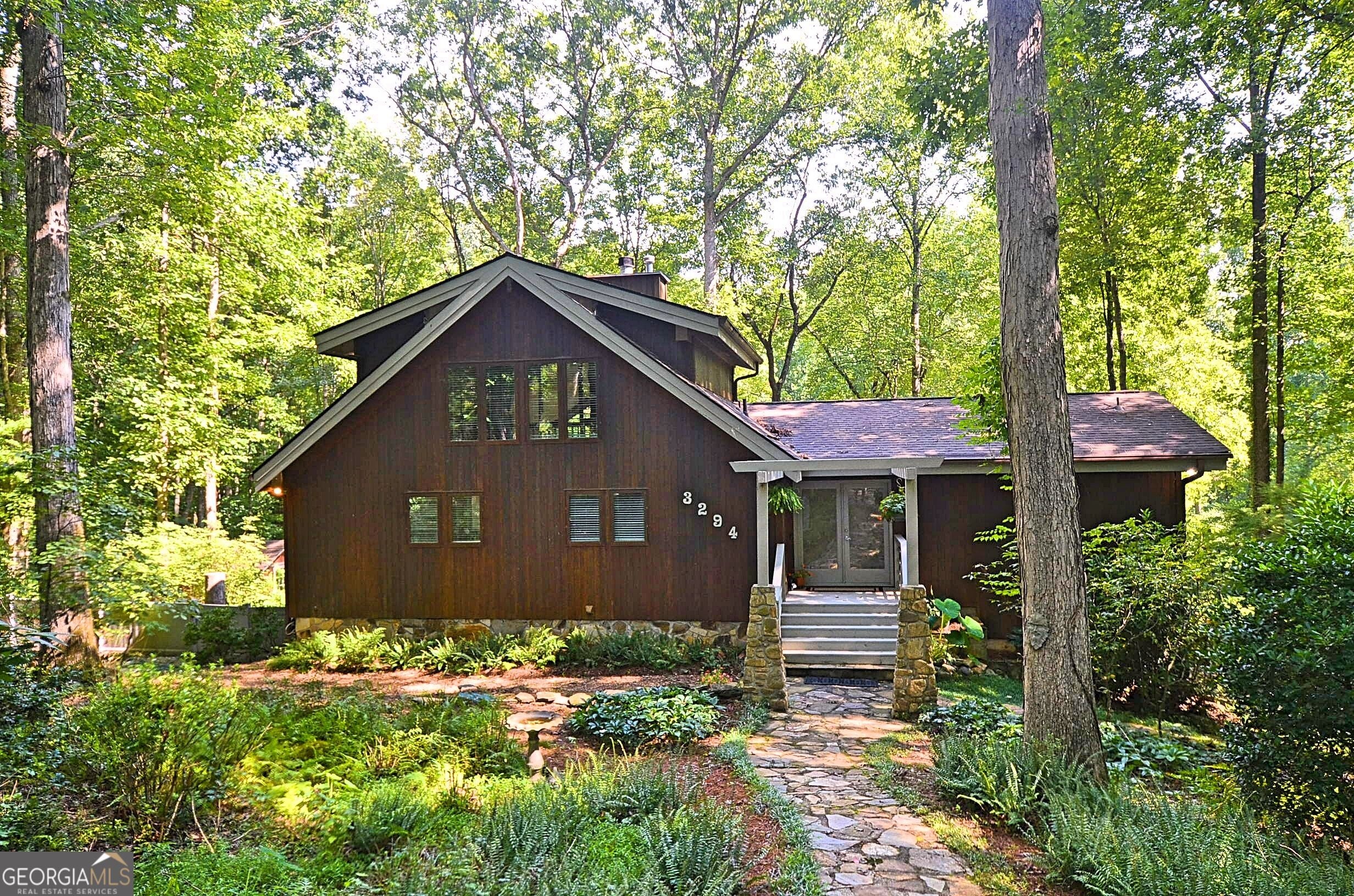 3294 Creekside Dr — photo
