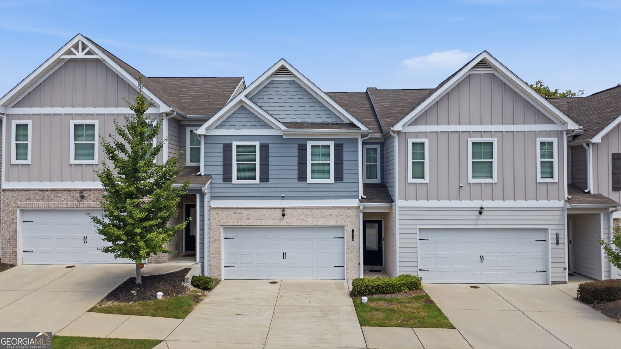 7548 Knoll Hollow Rd — photo