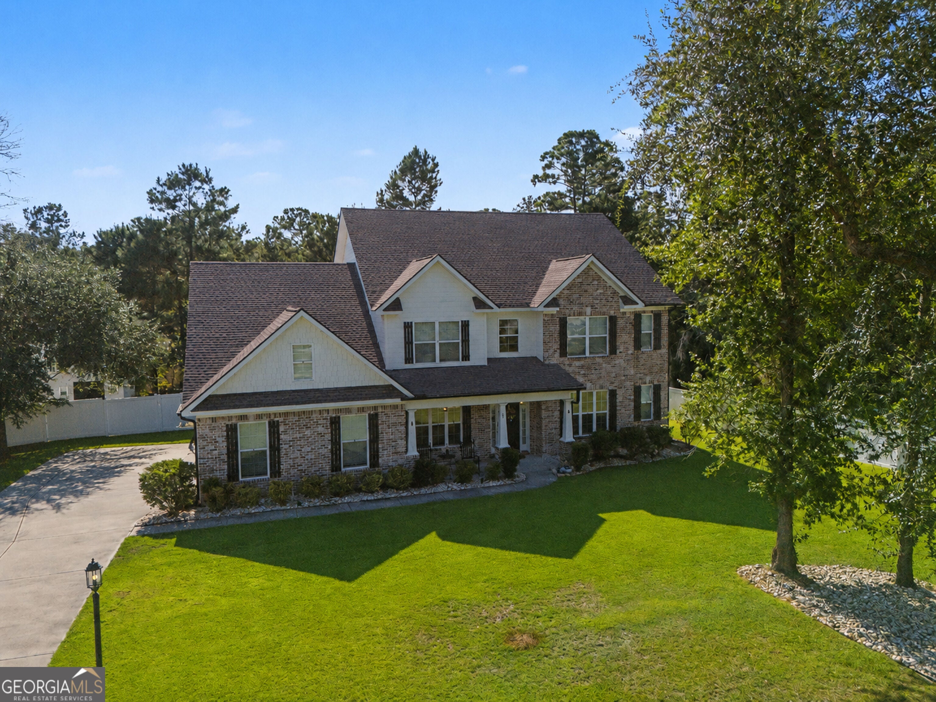 87 Crestview Dr — photo