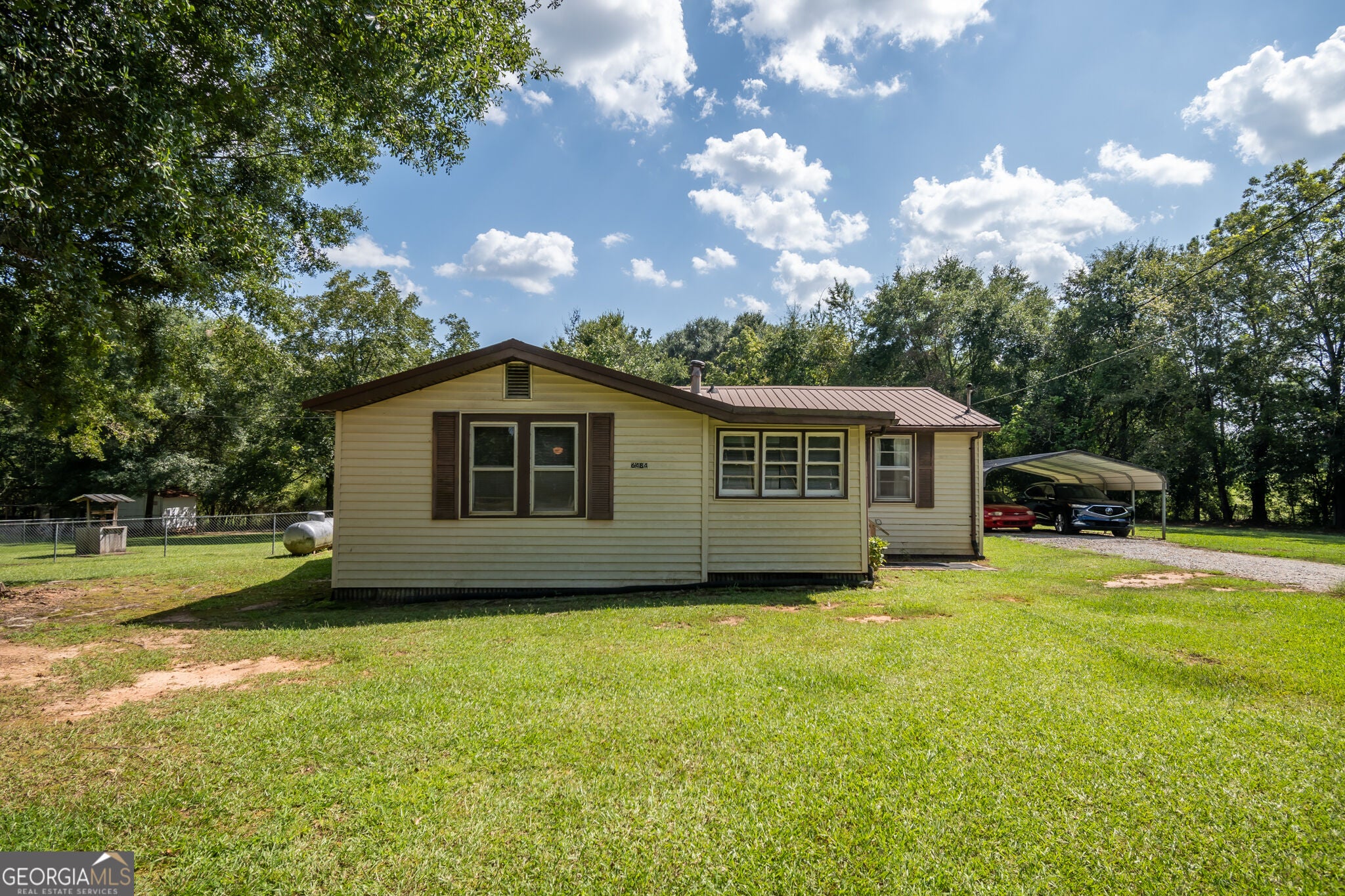 6484 Jefferson River Rd — photo