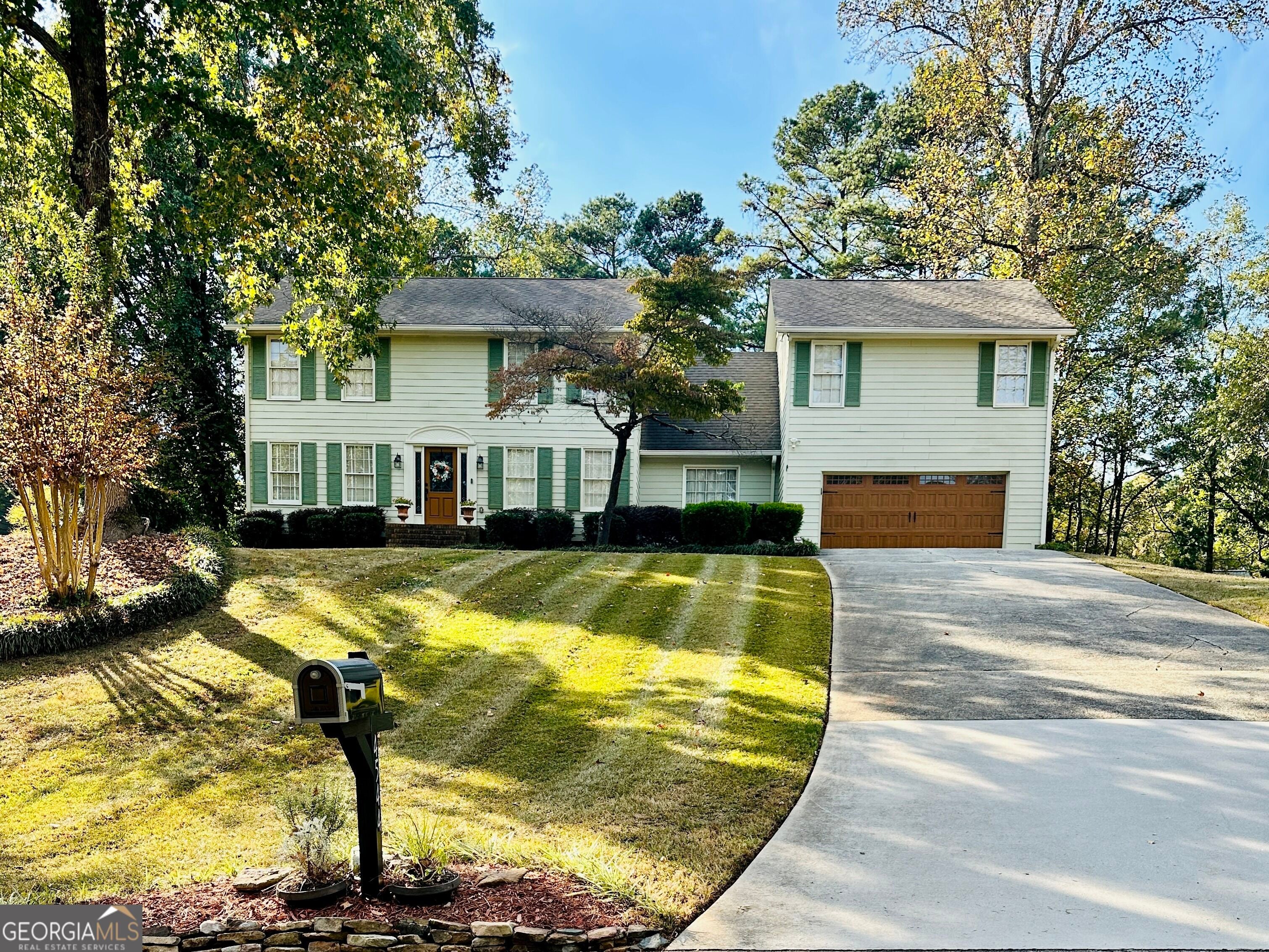 4544 Queen Anne Ct SE — photo