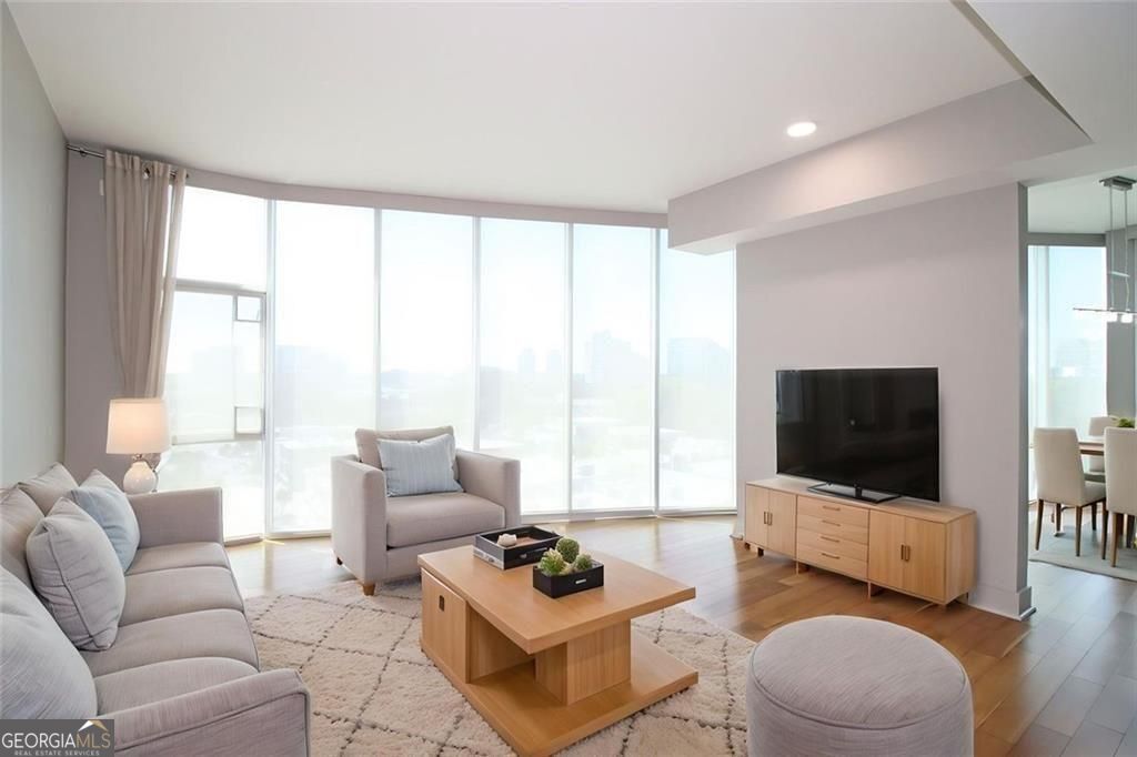 4561 Olde Perimeter Way S 1002 — photo