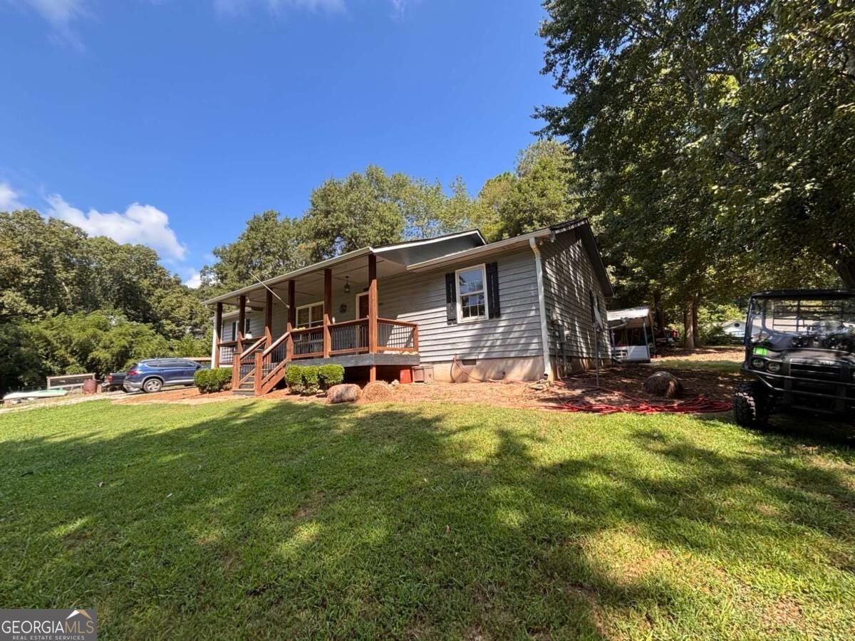 904 Butterworth Rd — photo
