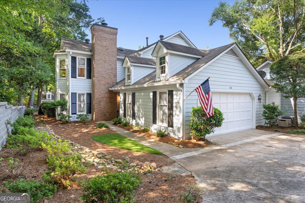 110 Great Oaks Ln — photo
