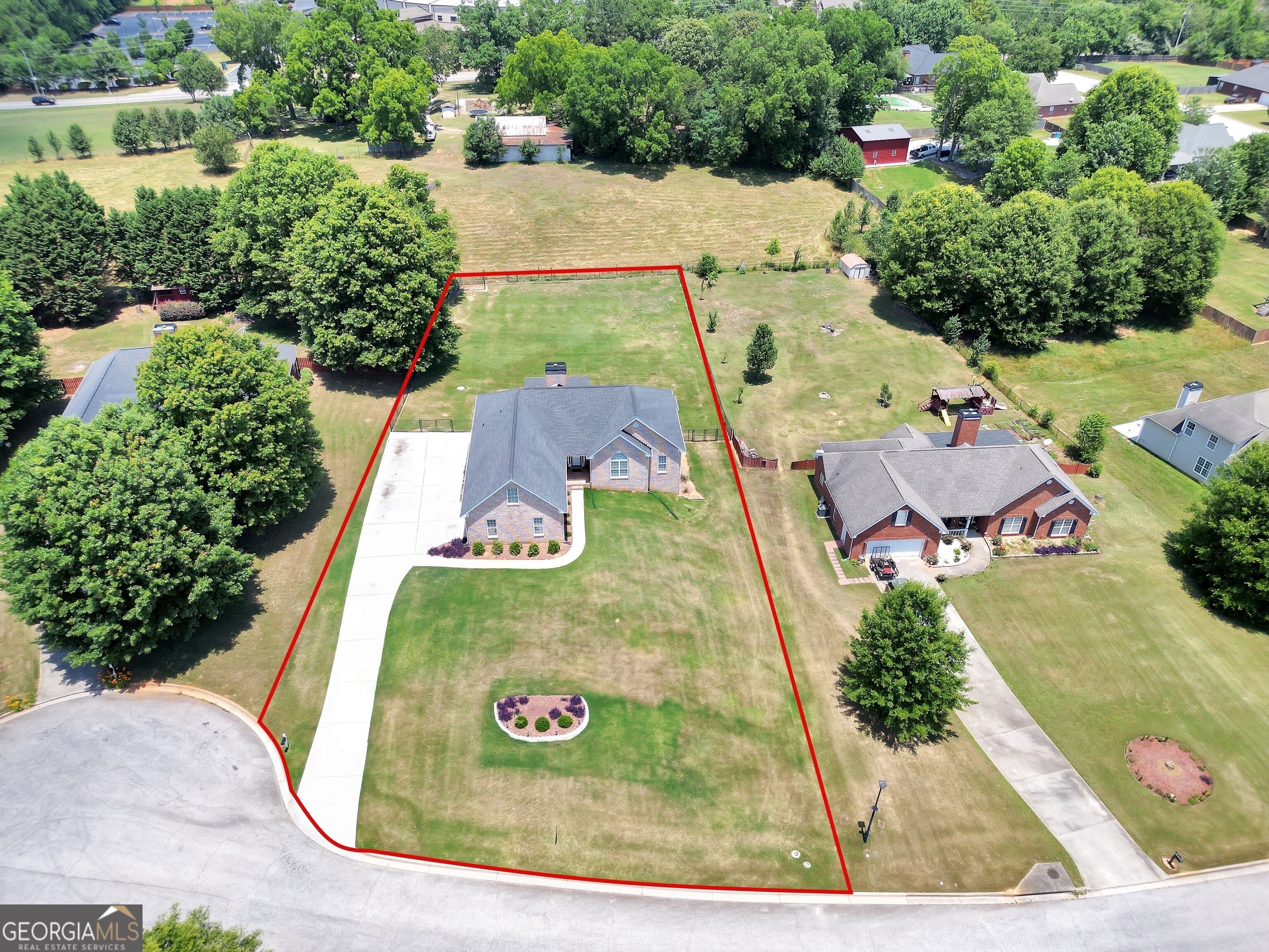 1330 Crimson Ln — photo
