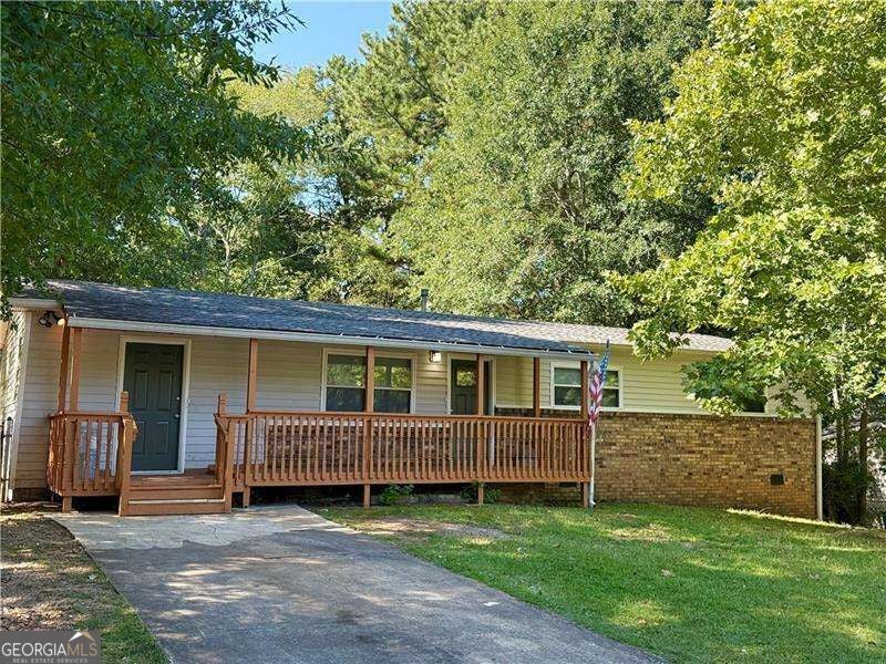 1414 Sycamore Dr NW — photo