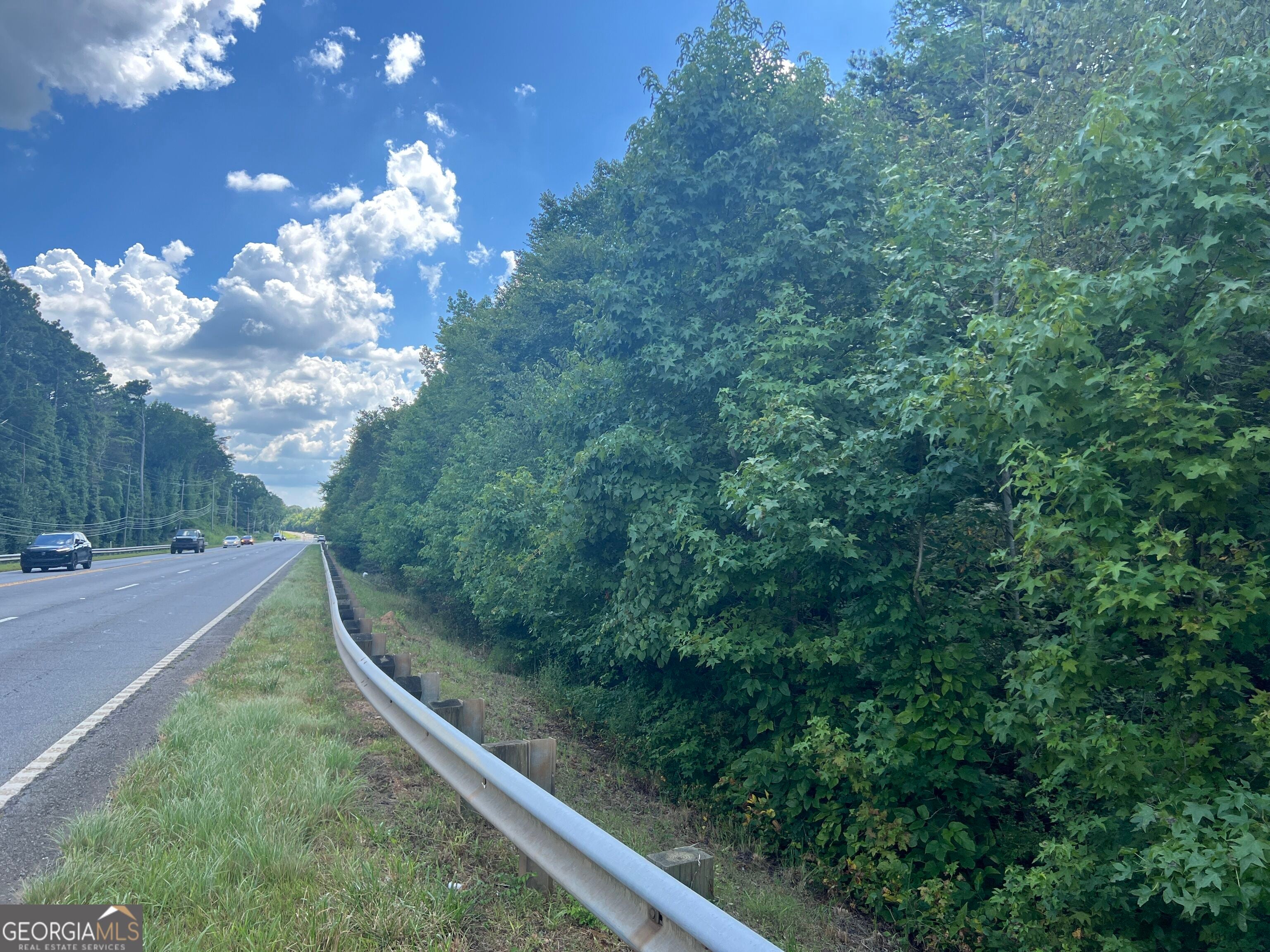 0 Highway 411 — photo
