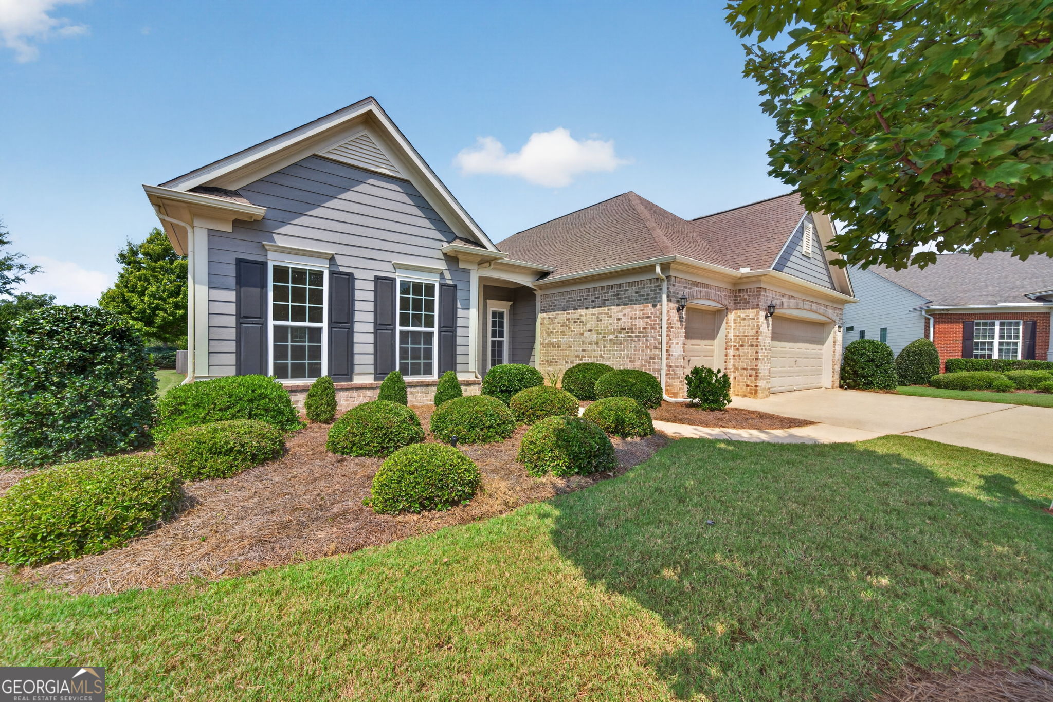 1111 Lakefront Ct — photo