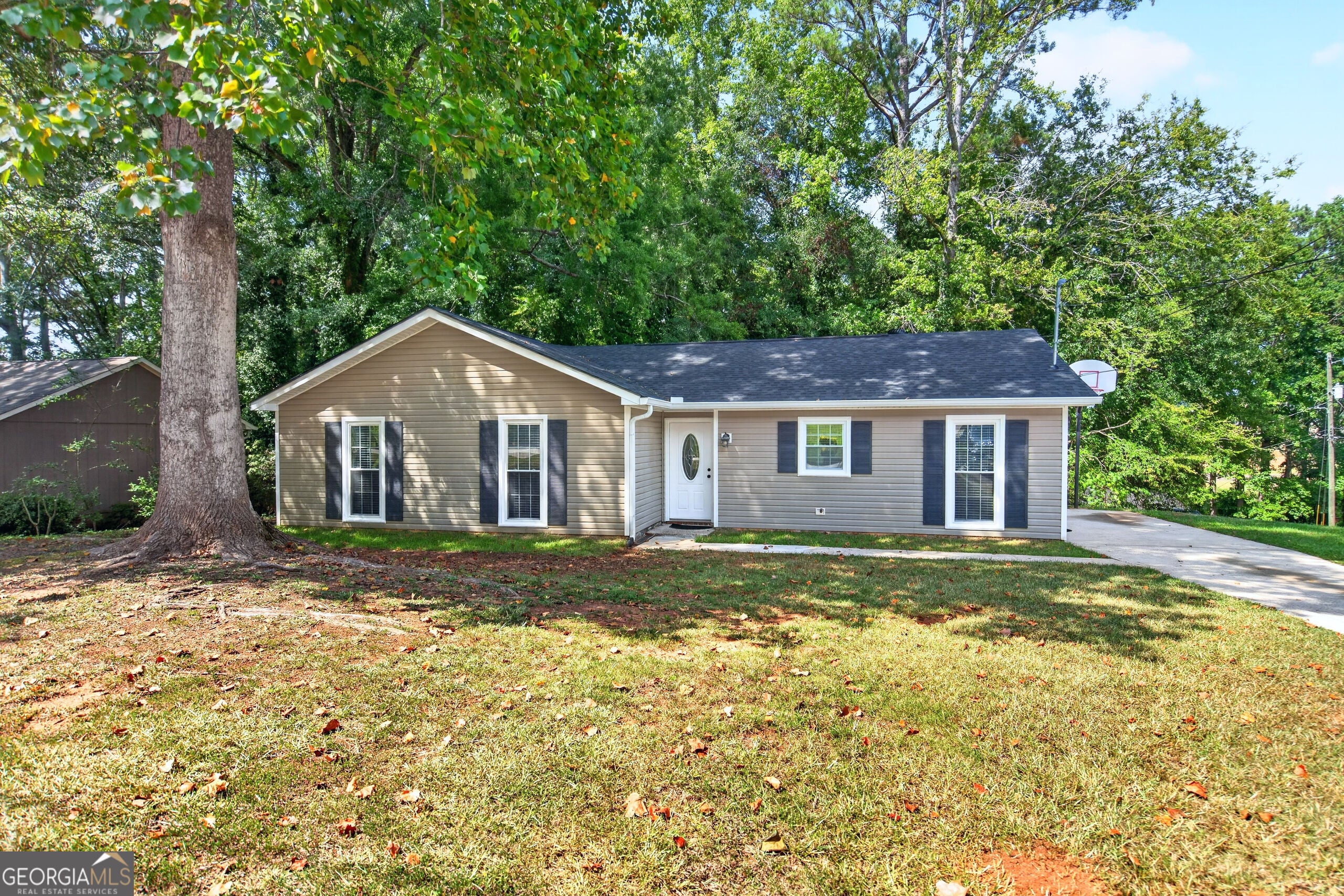 400 Woodland Dr — photo