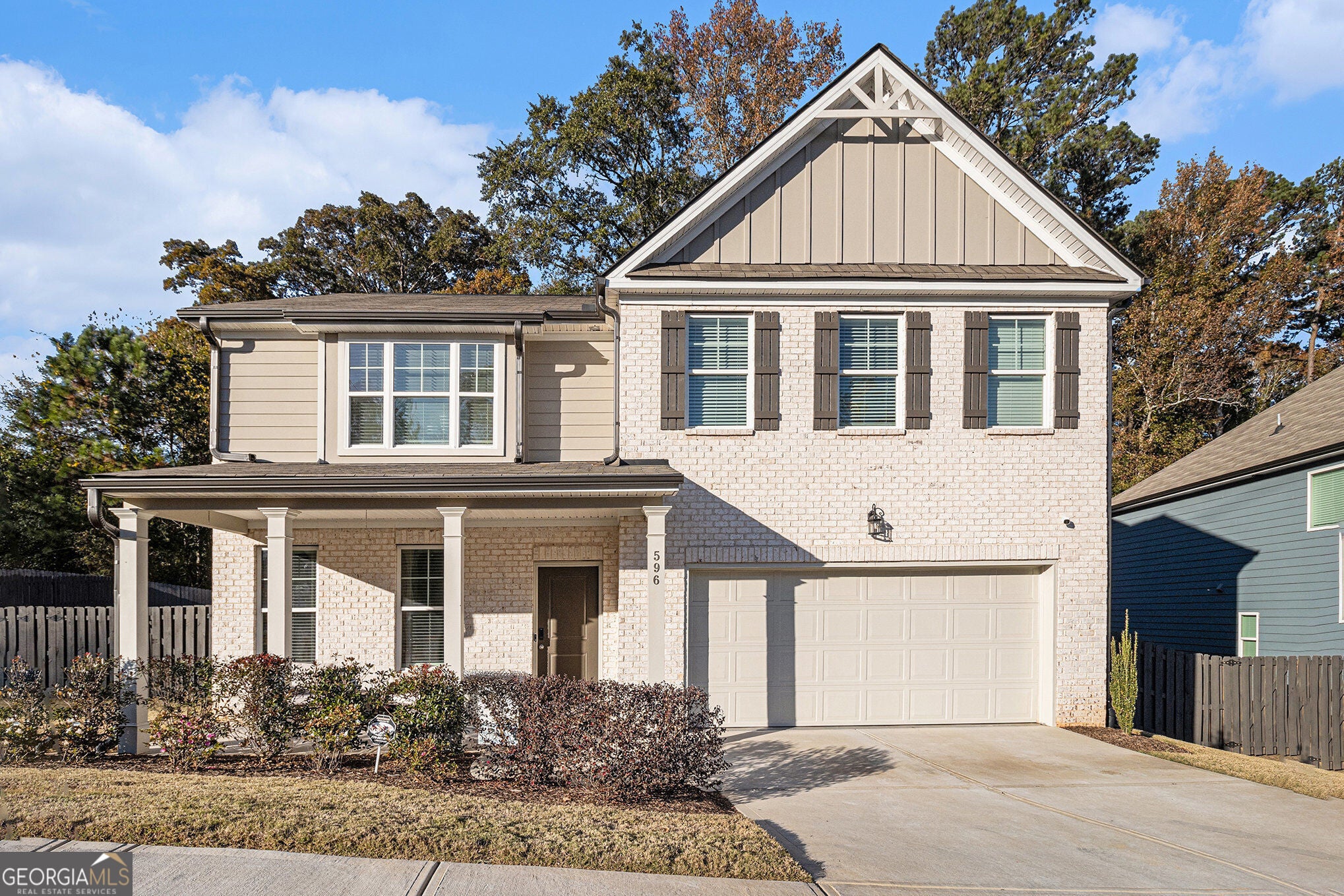 596 River Garden Dr SE — photo