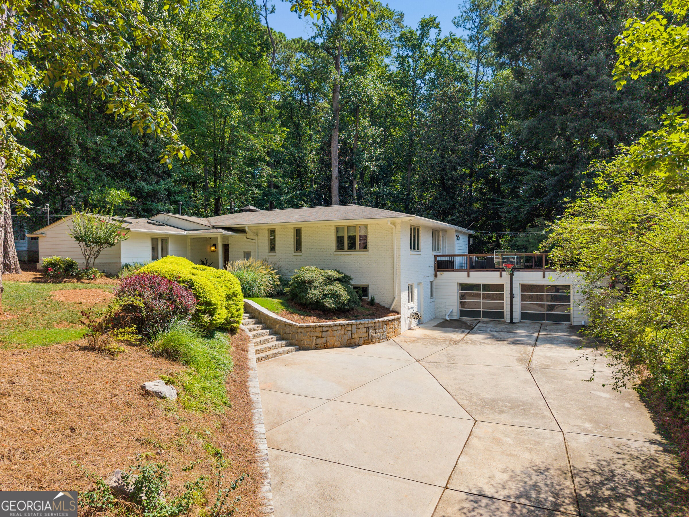 4091 Peachtree Dunwoody Rd NE — photo