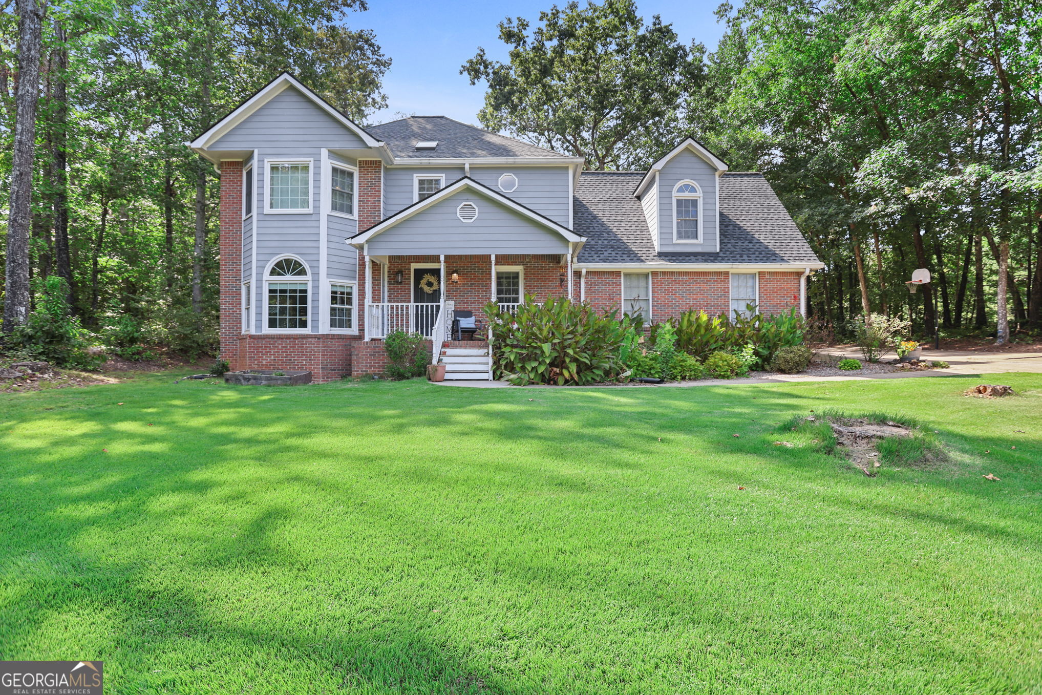 232 Lakewood Dr — photo