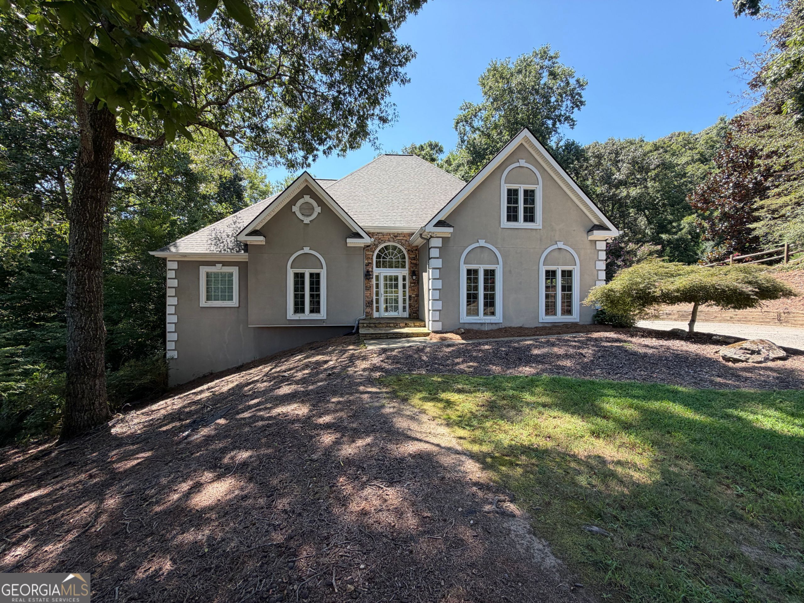 3320 Sweetwater Dr — photo