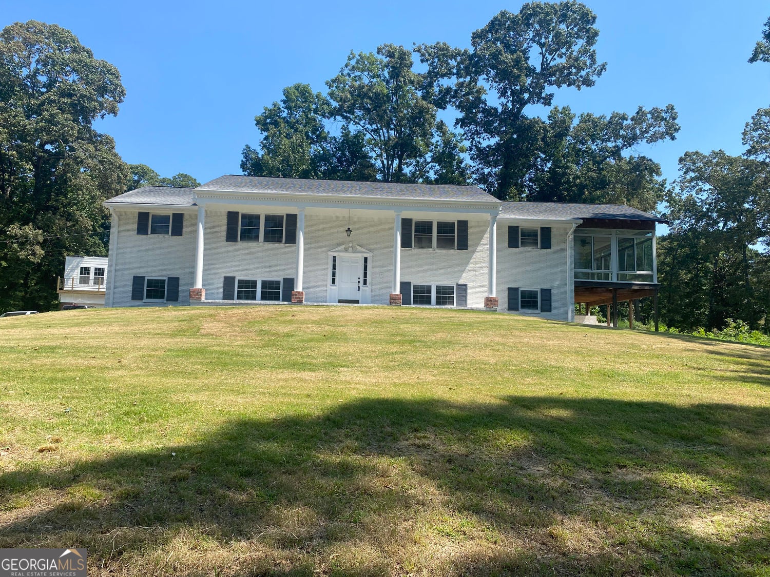 3257 S Bay Dr — photo