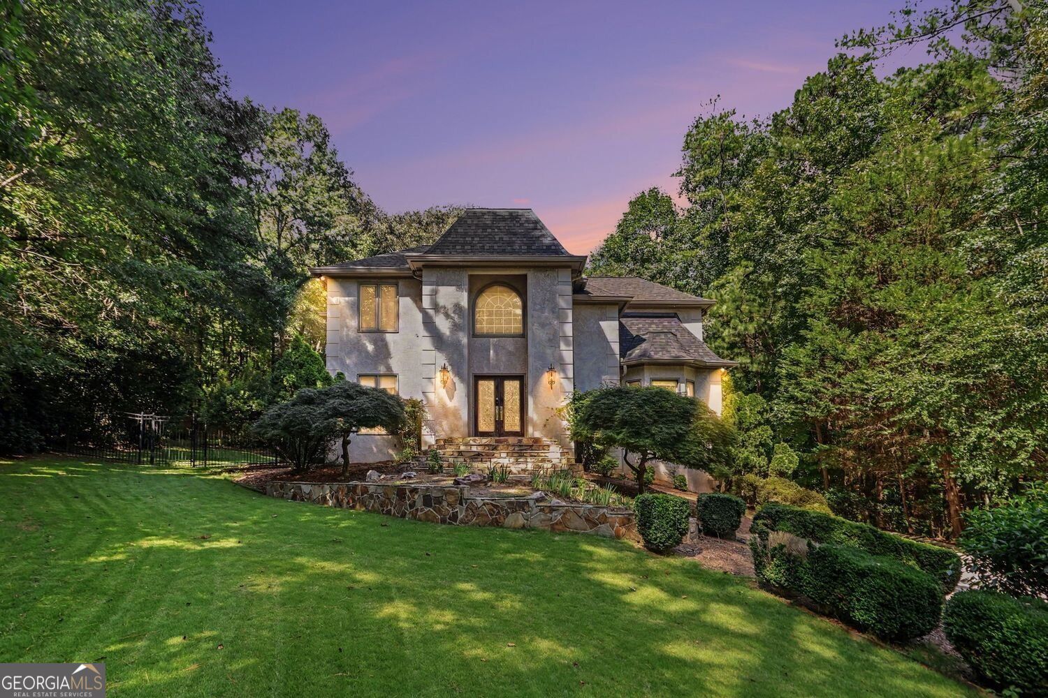 115 Stonington Dr — photo
