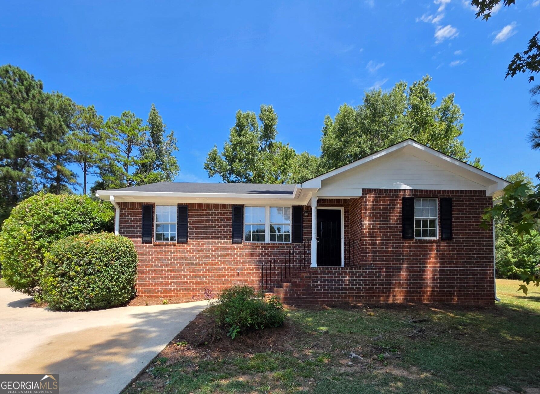 355 Big Oak Circle — photo