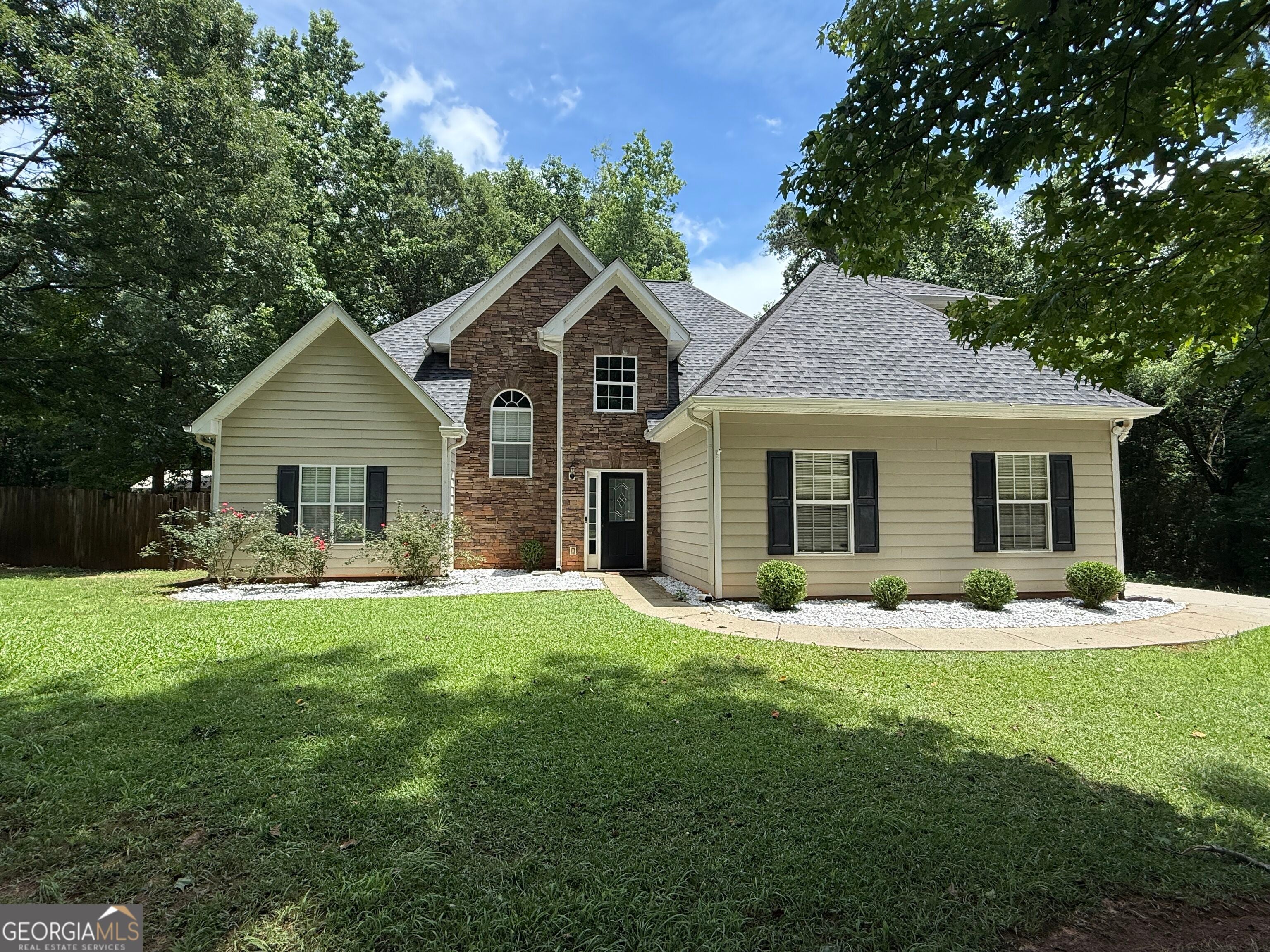 158 River Park Cir — photo