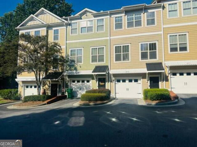 1873 Sterling Oaks Cir NE — photo
