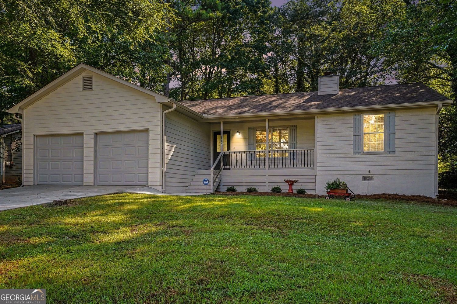 115 Lakeview Dr — photo