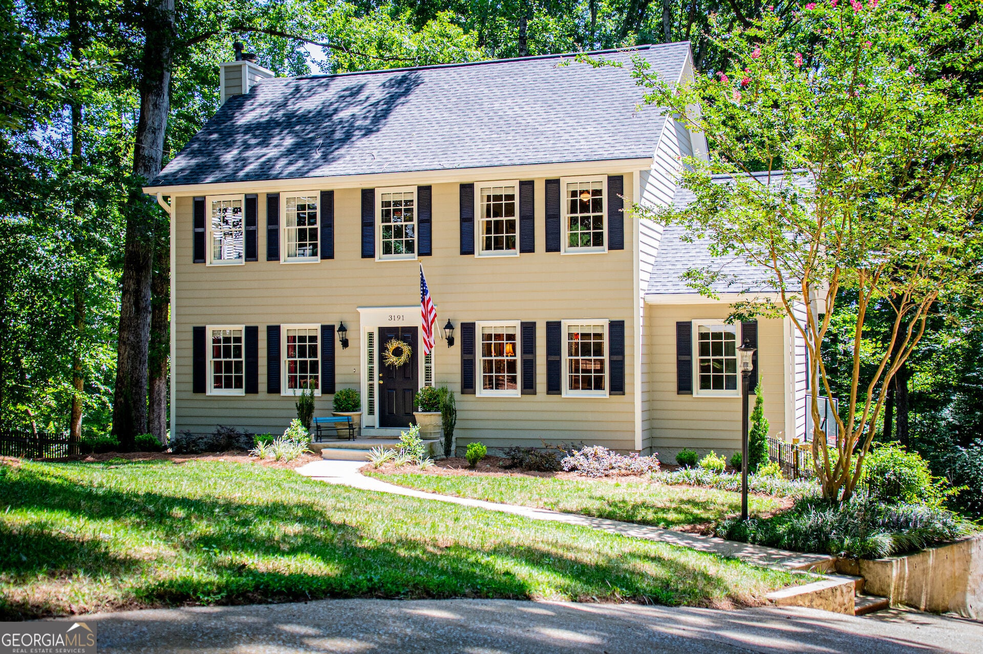 3191 Cedardale Dr — photo