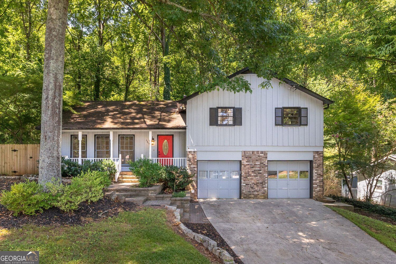 2845 Wood Forest Rd — photo