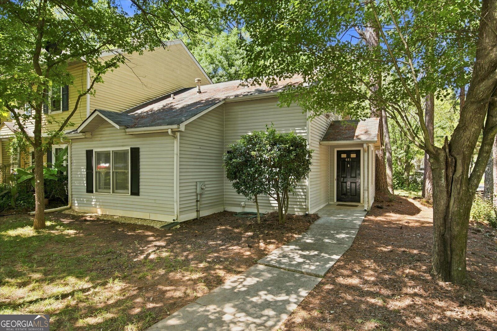 651 Stratford Green Way — photo