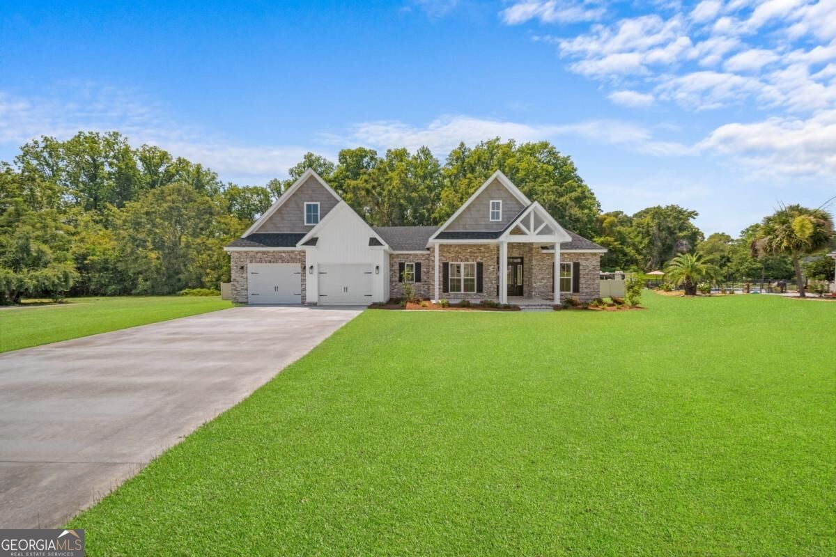 12 Wisteria Ln — photo