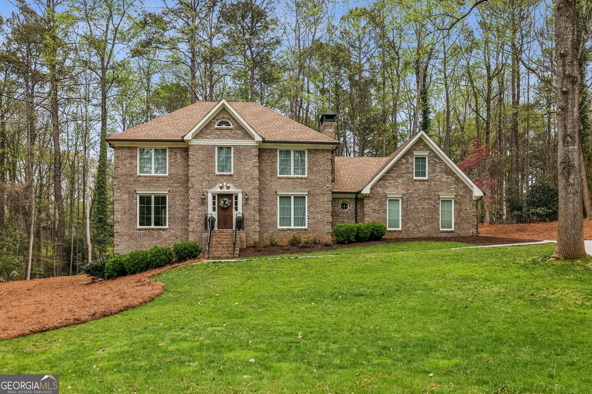8025 River Cir — photo