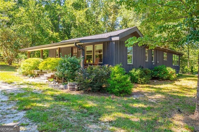 200 Clayton Burns Rd — photo