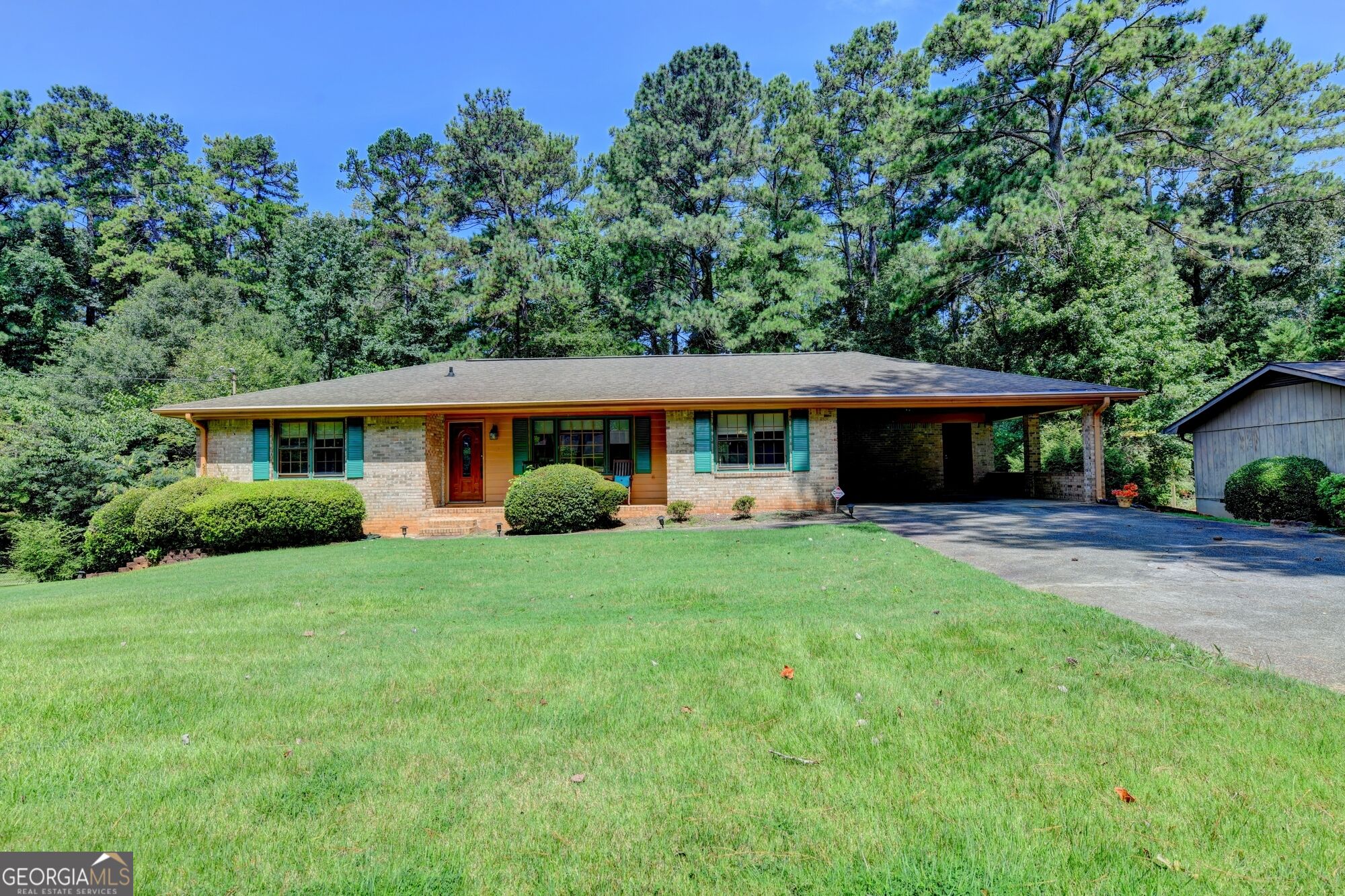 4061 Whispering Forest Ct SW — photo