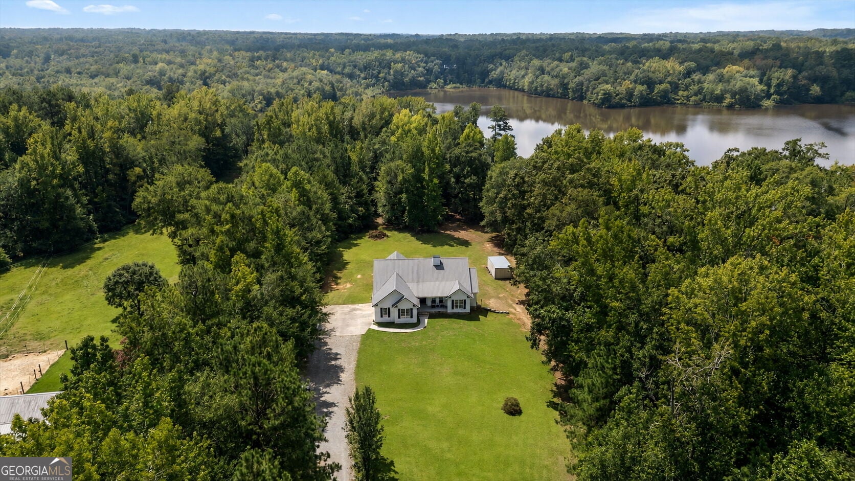 584 Paynes Lake Rd — photo