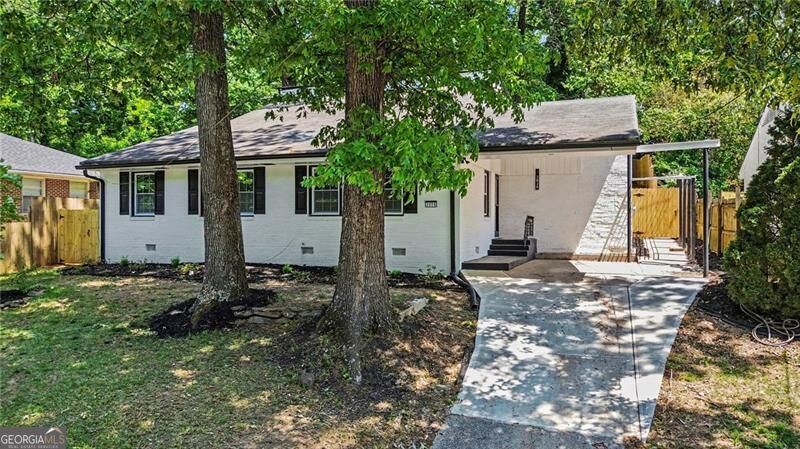 2828 Cloverhurst Dr — photo