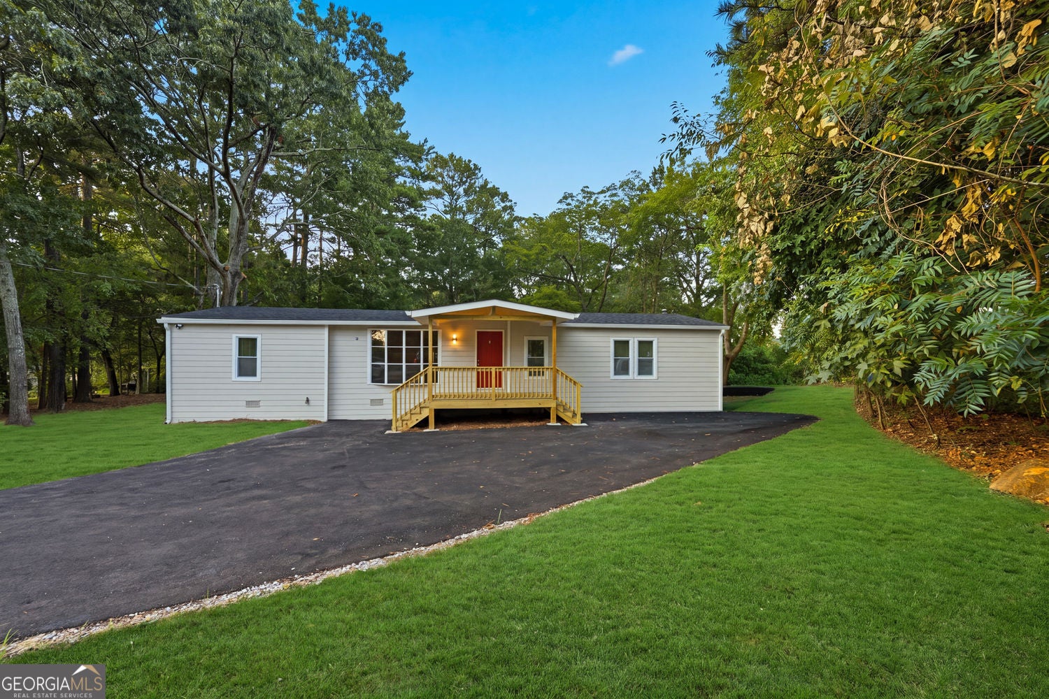 1077 New Hope Rd — photo