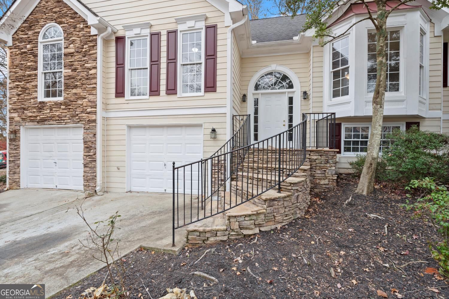 16 Valleyside Dr — photo