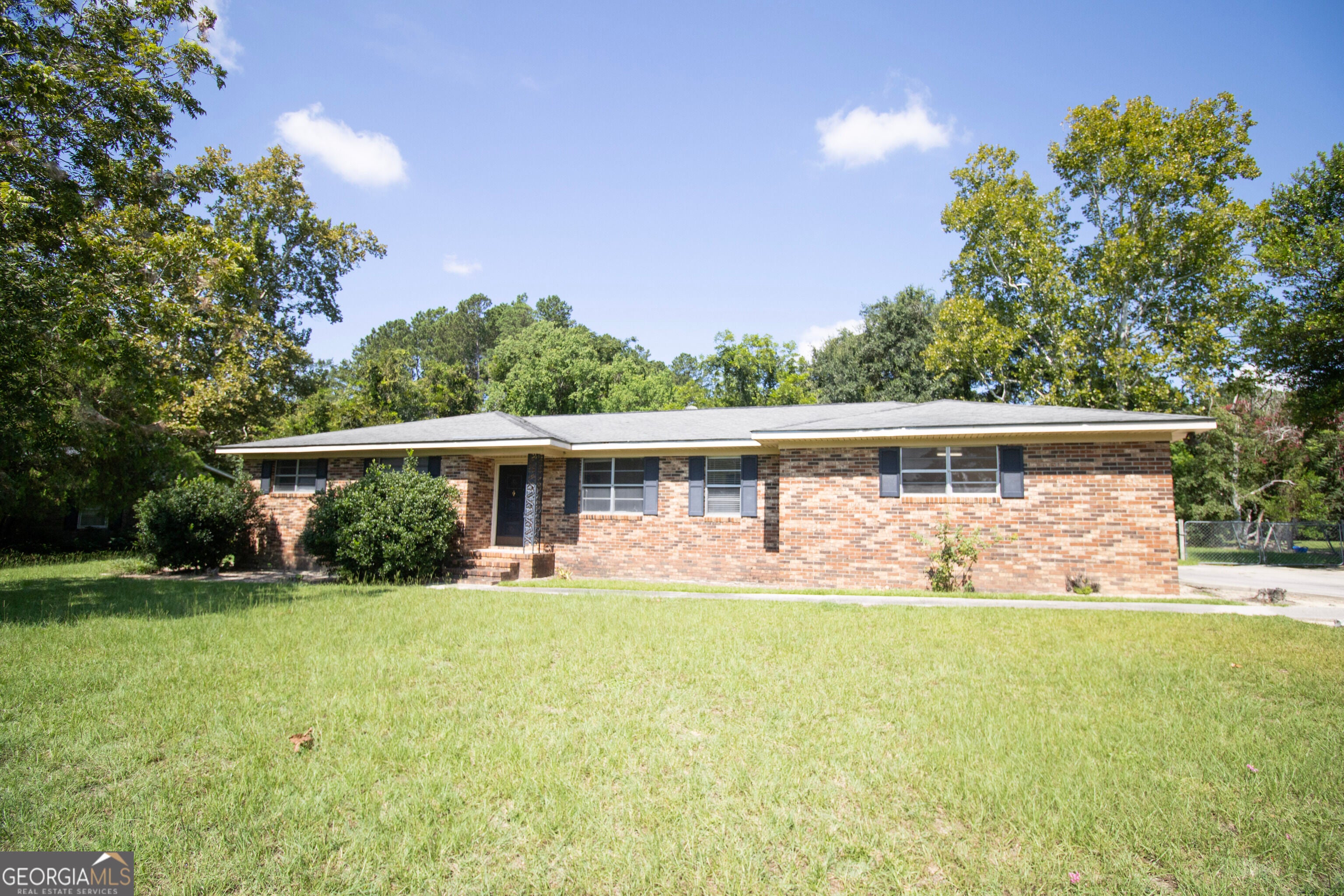 217 Allenwood Dr — photo